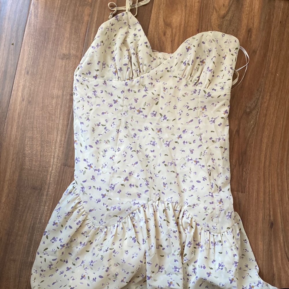 Yellow pleated dress